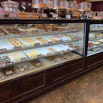 Amaretti Desserts - Desserts Near Me - Jacksonville, Florida