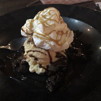 Clinton Street Pub - Brownie Sundae - Sports Bars Near Me - Syracuse, New York Clinton Street Pub - Brownie Sundae - Sports Bars Near Me - Syracuse, New York