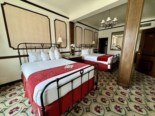 Mizpah Hotel by null