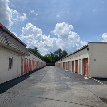 Public Storage - Storage facility, does allow 18 wheeler access - Self Storage Near Me - Nashville, Tennessee Public Storage - Storage facility, does allow 18 wheeler access - Self Storage Near Me - Nashville, Tennessee