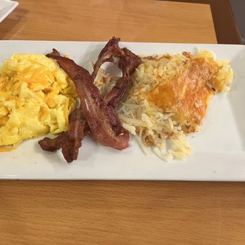 Batter & Berries - Eggs, Bacon & Hash browns - Waffles Near Me - Olympia Fields, Illinois Batter & Berries - Eggs, Bacon & Hash browns - Waffles Near Me - Olympia Fields, Illinois