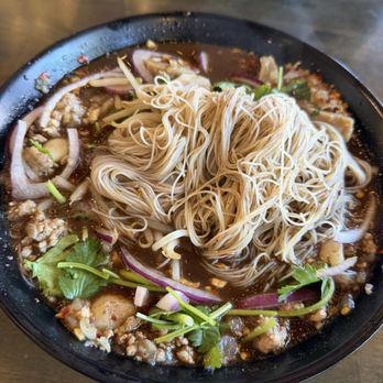 Amazing Basil - Thai boat noodle - Asian Fusion Near Me - Fremont, California Amazing Basil - Thai boat noodle - Asian Fusion Near Me - Fremont, California