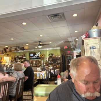 Hometown Country Kitchen - The way to the bathrooms - Comfort Food Near Me - Henderson, Nevada Hometown Country Kitchen - The way to the bathrooms - Comfort Food Near Me - Henderson, Nevada