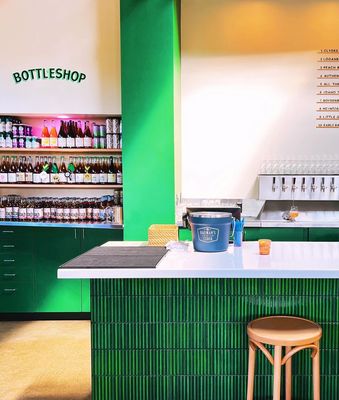 Bauman's on Oak by null