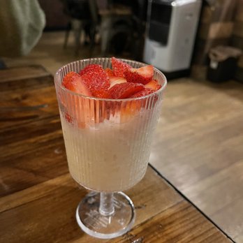 Krua Thai - Strawberry with Sweet Sticky Rice (GF) - Thai Near Me - Salt Lake City, Utah
