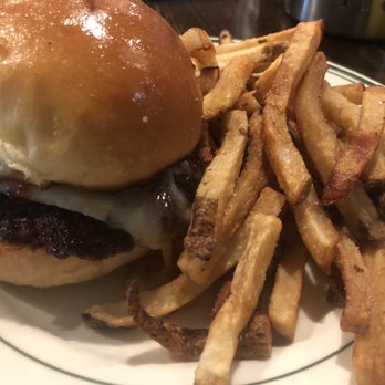 Grind Burger Kitchen - B&B Burger - Burgers Near Me - Louisville, Kentucky