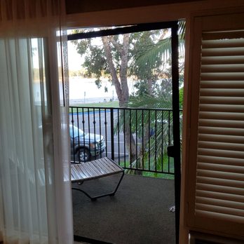 Bahia Resort Hotel - Screen door falls off when you close door.....yikes - San Diego, CA
