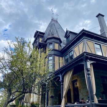Beringer Vineyards - Wineries Near Me - St. Helena, California