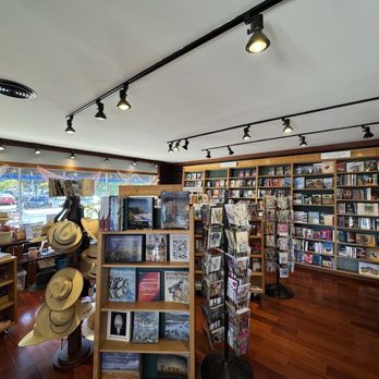 Sausalito Books by the Bay - Bookstores Near Me - Sausalito, California Sausalito Books by the Bay - Bookstores Near Me - Sausalito, California