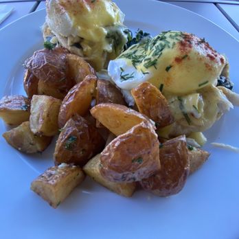 Bloom - Crab bene - American Near Me - Santa Clara, California