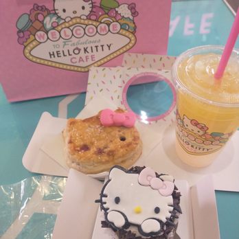 Hello Kitty Cafe - Themed Cafes Near Me - Las Vegas, Nevada