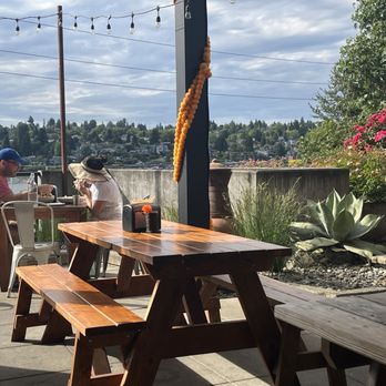 Little Water Cantina - Overlooking "Lake Union" - Mexican Near Me - Seattle, Washington