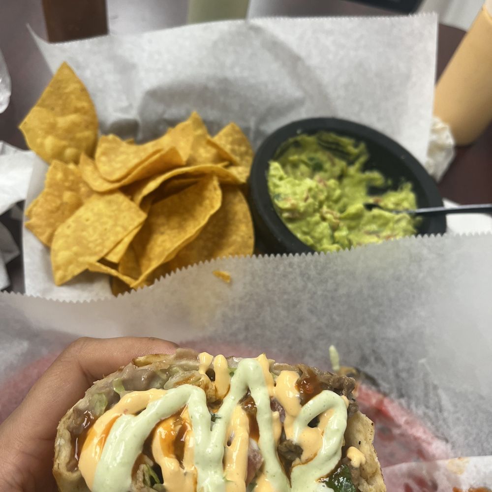 Hijole Taqueria - Bistec burrito - Mexican Near Me - Miami, Florida Hijole Taqueria - Bistec burrito - Mexican Near Me - Miami, Florida
