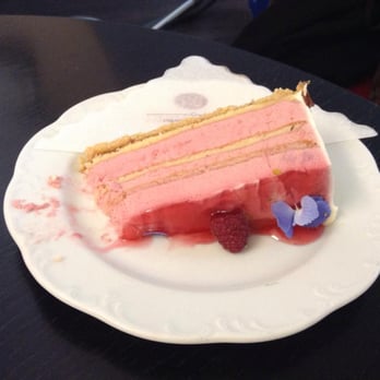 Kaffeehaus Krönner - Patisserie/Cake Shop Near Me - Garmisch-Partenkirchen, BY