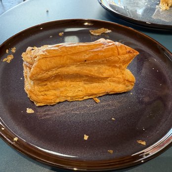 Moonwake Coffee Roasters - Strawberry Guava Pastelito - $5.50 - Coffee Roasteries Near Me - San Jose, California Moonwake Coffee Roasters - Strawberry Guava Pastelito - $5.50 - Coffee Roasteries Near Me - San Jose, California