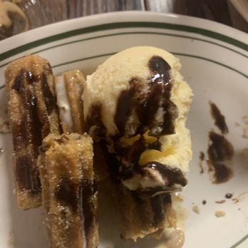 Tacos Madre - Churros con helado de vainilla - Mexican Near Me - Costa Mesa, California Tacos Madre - Churros con helado de vainilla - Mexican Near Me - Costa Mesa, California