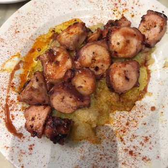 El Xampanyet - Octopus! - Tapas Bars Near Me - Barcelona, B El Xampanyet - Octopus! - Tapas Bars Near Me - Barcelona, B