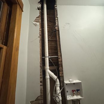 MD Painting & Cleaning - Before - Painters Near Me - Chicago, Illinois MD Painting & Cleaning - Before - Painters Near Me - Chicago, Illinois