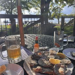 Oysters! Oysters!