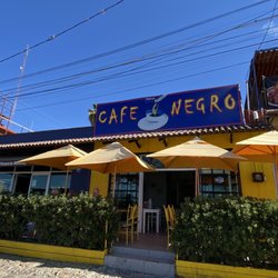 Café Negro - Outside