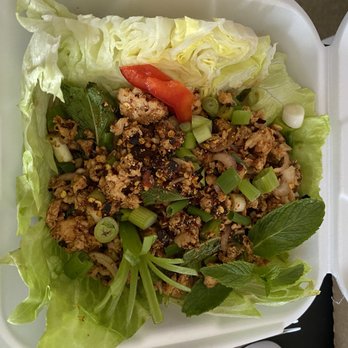 Thai Curry Pizza - Chicken Larb - Pizza Near Me - Long Beach, California Thai Curry Pizza - Chicken Larb - Pizza Near Me - Long Beach, California
