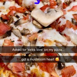 7" mushroom pizza 7" mushroom pizza