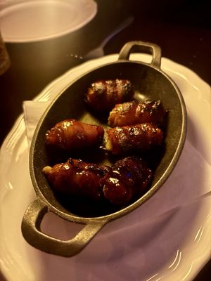 The PELICAN ROOM by null