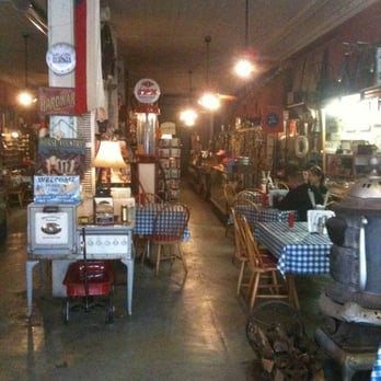 Kitchens Hardware and Deli - Diners Near Me - Mineola, Texas Kitchens Hardware and Deli - Diners Near Me - Mineola, Texas