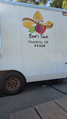 Boni's Tacos by null