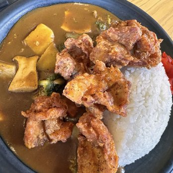 ABIKO CURRY - Vegetable curry rice with fried chicken - Japanese Near Me - Palisades Park, New Jersey