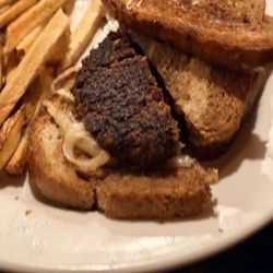 Firepit Restaurant & Grill - Undersized and overcooked burger for Patty Melt