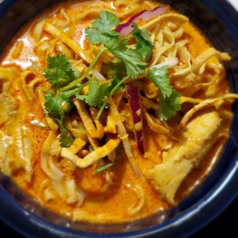 Glai Baan - Kao Soi - curry soup noodle ~ organic chicken, curry broth, bean sprouts, pickles, egg noodles  *5 stars ;p - Thai Near Me - Phoenix, Arizona