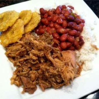 Phoenix Events and Catering - Arroz con habichuelas, carne asada, y tostones (white rice with beans, carne asada, fried plantains - Wedding Planning Near Me Phoenix Events and Catering - Arroz con habichuelas, carne asada, y tostones (white rice with beans, carne asada, fried plantains - Wedding Planning Near Me