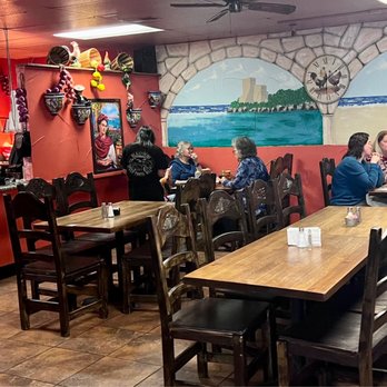 El Gallo - Inside restaurant - Mexican Near Me - Rancho Murieta, California El Gallo - Inside restaurant - Mexican Near Me - Rancho Murieta, California