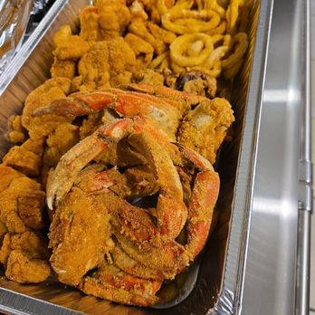 Soultran's Seafood - Dungeness crab, soft shell crab, calamari rings, Bay scallops, large prawns, Basa. - Seafood Markets Near Me - Vallejo, California Soultran's Seafood - Dungeness crab, soft shell crab, calamari rings, Bay scallops, large prawns, Basa. - Seafood Markets Near Me - Vallejo, California