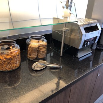 Delta Sky Club - Snacks - Airport Lounges Near Me - Newark, New Jersey Delta Sky Club - Snacks - Airport Lounges Near Me - Newark, New Jersey