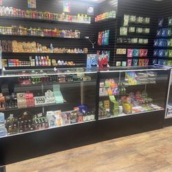Smokey Trails Smoke Shop