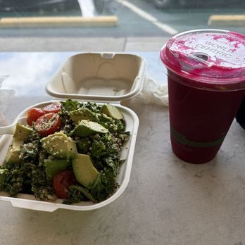 Danbi Seasonal Kitchen - Kale Salad and Beet Drink! - Breakfast & Brunch Near Me - Atlanta, Georgia