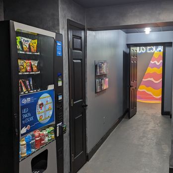 Bonds Escape Room - Escape Games Near Me - Fairfax, Virginia