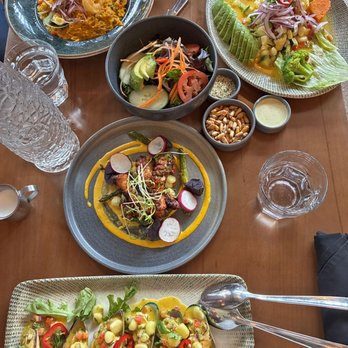 El Inka Toronto - Arroz con Mariscos, Vegano Ceviche, Pescado Ceviche, Ensalada El Inka, Pulpo a la Parrilla, Choros a la Chalaca - Peruvian Near Me - Toronto, Ontario El Inka Toronto - Arroz con Mariscos, Vegano Ceviche, Pescado Ceviche, Ensalada El Inka, Pulpo a la Parrilla, Choros a la Chalaca - Peruvian Near Me - Toronto, Ontario