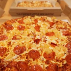 Pizza Hut - Pepperoni Pizza