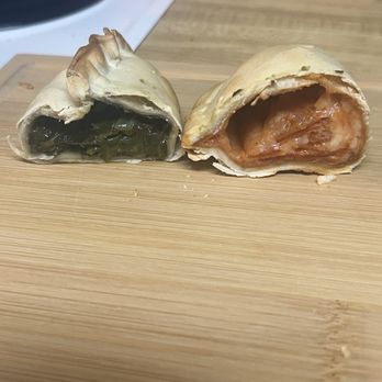 EDA - Empanadas De Acá - Spinach and pizza - Empanadas Near Me - San Antonio, Texas EDA - Empanadas De Acá - Spinach and pizza - Empanadas Near Me - San Antonio, Texas