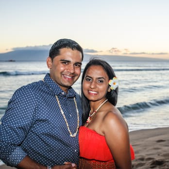 Lahaina Photography - On their honeymoon. - Event Photography Near Me Lahaina Photography - On their honeymoon. - Event Photography Near Me