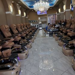 user provided Top Nails photo