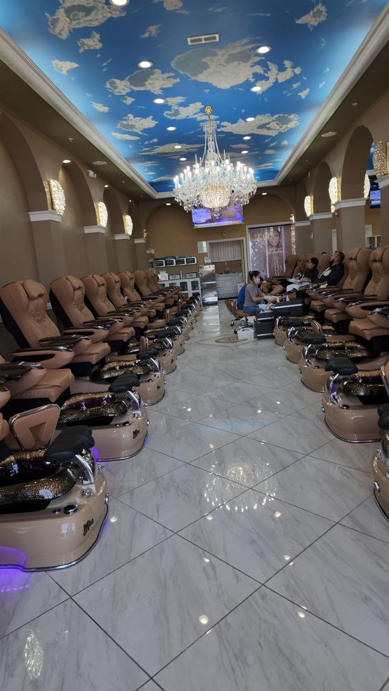 TOP NAILS Updated September 2024 68 Photos & 38 Reviews 997 E