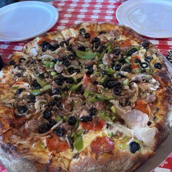 Gianni's Pizza - Large Gianni's Special - Italian Near Me - Monterey, California Gianni's Pizza - Large Gianni's Special - Italian Near Me - Monterey, California