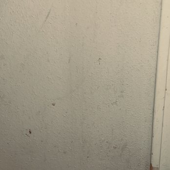 Holiday Inn Express & Suites Forest - Bathroom wall - Hotels Near Me - Forest, Mississippi
