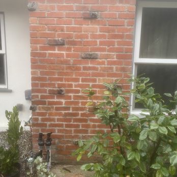 Foothill Painting Company - 10 Brick wall 2 after cleanning.jpg - Painters Near Me - Burbank, California