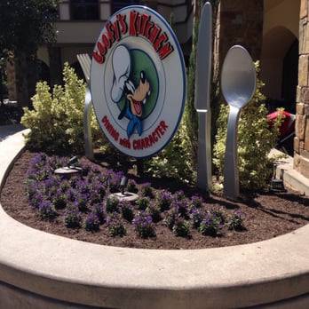 Goofy's Kitchen - Goofy's Kitchen (prepare to be amazed!) - American Near Me - Anaheim, California