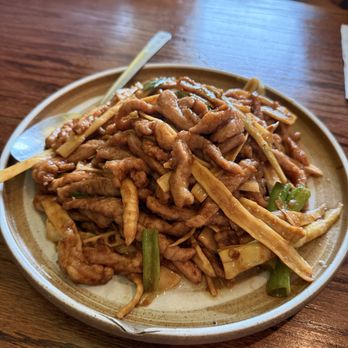 5 Spices House - Cambridge - shredded pork with bamboo - Szechuan Near Me - Cambridge, Massachusetts